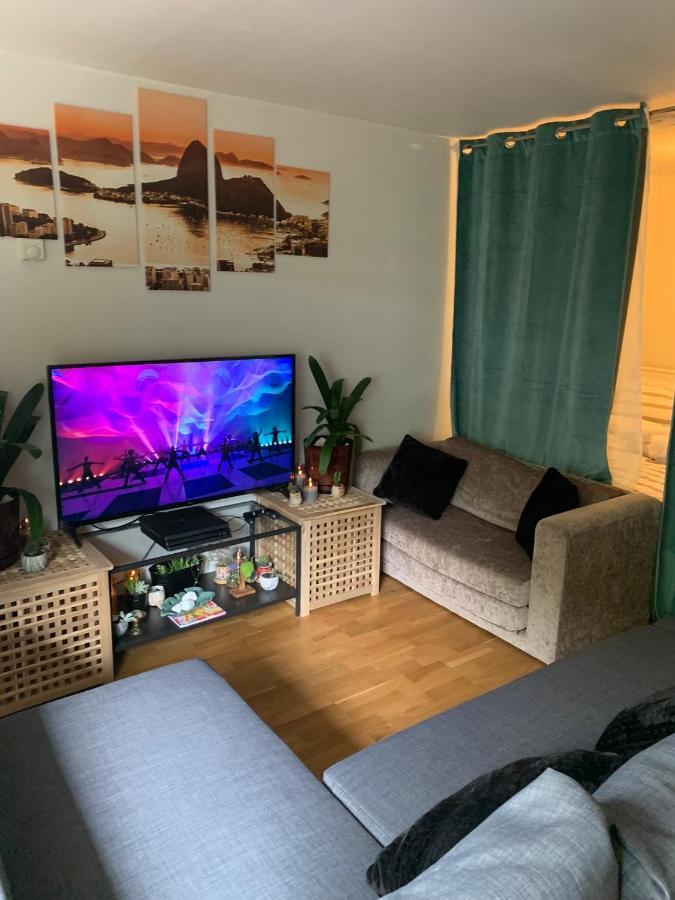 Garden Beautiful Cozy Flat , Recent Decorated. Apartment London Exterior photo